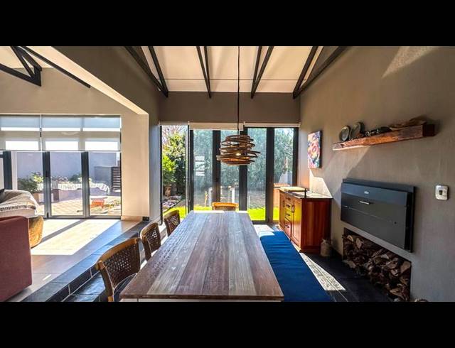 3 BEDROOM HOUSE FOR SALE IN MIDSTREAM MEADOWS